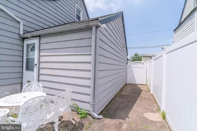 1129 Jefferson Avenue, Bellmawr, NJ 08031 - Photo 35