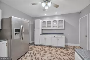 2726 Wayne Ave, Camden, NJ 08105 - Photo 9