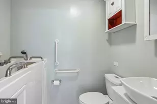 104 E Madison Ave, Collingswood, NJ 08108 - Photo 17