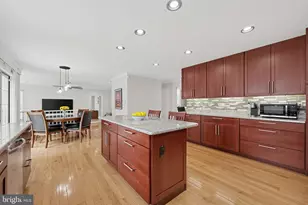 128 Renaissance Dr, Cherry Hill, NJ 08003 - Photo 13