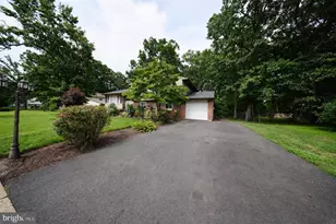 9 Dartmouth Dr, Waterford Township, NJ 08004 - Photo 3