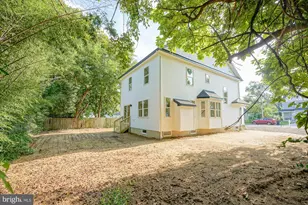 325 Larch Ave, Berlin, NJ 08091 - Photo 37