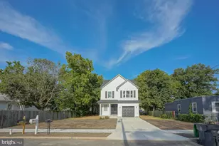 325 Larch Ave, Berlin, NJ 08091 - Photo 3