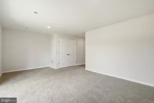 155 Essex Dr, Sicklerville, NJ 08081 - Photo 5