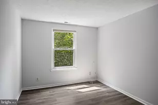 2504 Greenwood Dr, Lindenwold, NJ 08021 - Photo 15