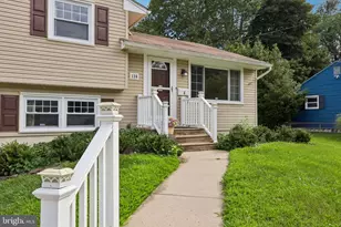 136 Cressmont Ave, Gloucester Township, NJ 08012 - Photo 9