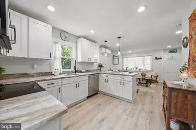 31 W Phoenix Avenue, Lawnside, NJ 08045 - Photo 11