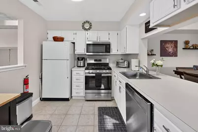 3002 Wimbledon Way, Gloucester Township, NJ 08012 - Photo 7