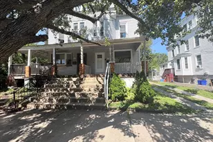 19 Lincoln Ave, Collingswood, NJ 08108 - Photo 1