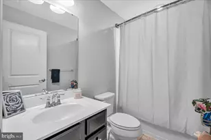 111 Village Green Ln, Sicklerville, NJ 08081 - Photo 17