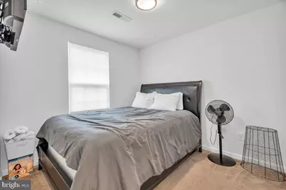 111 Village Green Lane, Sicklerville, NJ 08081 - Photo 15