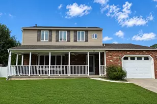 12 Vicksburg Rd, Clementon, NJ 08021 - Photo 1