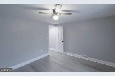 31 S Sussex Street, Gloucester City, NJ 08030 - Photo 9