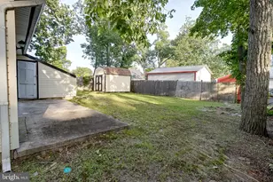 53 Delaware Ave, Sicklerville, NJ 08081 - Photo 17