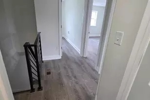 2365 S 8th St, Camden, NJ 08104 - Photo 13