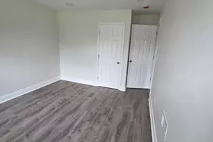 2365 S 8th St, Camden, NJ 08104 - Photo 17