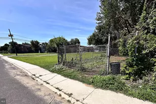 80 S Of Spruce St, Camden, NJ 08103 - Photo 1