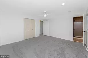 405 Narragansett Dr, Cherry Hill, NJ 08002 - Photo 17