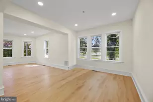 302 W Washington Ave, Magnolia, NJ 08049 - Photo 11