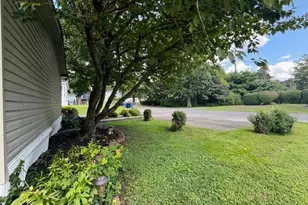 33 Beaver Dr, Barrington, NJ 08007 - Photo 7