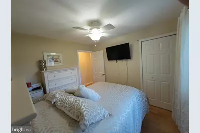 202 E Tampa Avenue, Cherry Hill, NJ 08034 - Photo 17