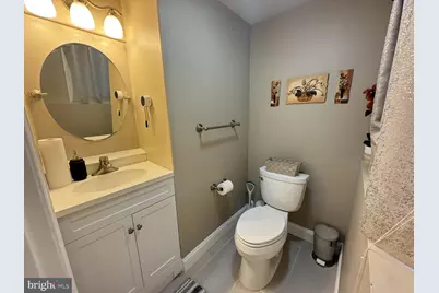 202 E Tampa Avenue, Cherry Hill, NJ 08034 - Photo 9