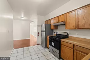 1821 S 4th St, Camden, NJ 08104 - Photo 13