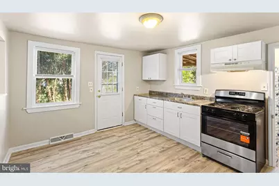 833 Cumberland Street, Gloucester City, NJ 08030 - Photo 9