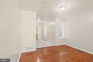 1821 S 4th St, Camden, NJ 08104 - Photo 7