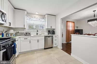 348 Peach Road, Bellmawr, NJ 08031 - Photo 5