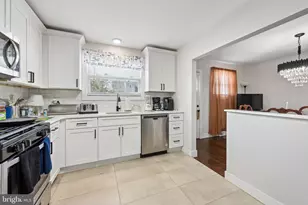 348 Peach Rd, Bellmawr, NJ 08031 - Photo 5