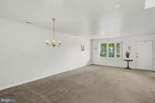 14 Hathaway Dr, Sicklerville, NJ 08081 - Photo 9