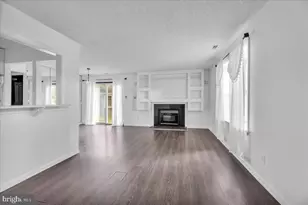 10 Franklin Pl, Voorhees, NJ 08043 - Photo 3