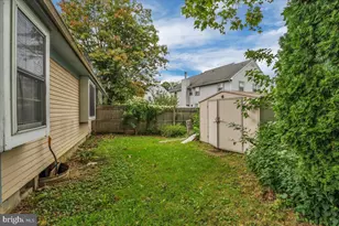 10 Franklin Pl, Voorhees, NJ 08043 - Photo 23
