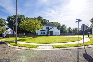 1 Bedford Ct, Sicklerville, NJ 08081 - Photo 3