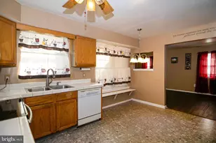 1 Bedford Ct, Sicklerville, NJ 08081 - Photo 11