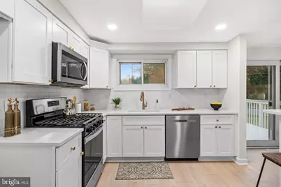 305 Fairview Avenue, Somerdale, NJ 08083 - Photo 9