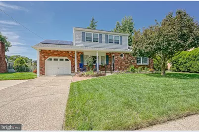 28 Springlane Drive, Gloucester Township, NJ 08012 - Photo 3