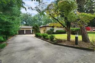 26 Briarwood Dr, Voorhees, NJ 08043 - Photo 3