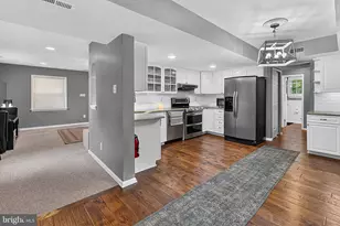 17 Sequoia Ct, Voorhees, NJ 08043 - Photo 7