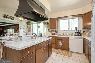 126 Henfield Ave, Cherry Hill, NJ 08003 - Photo 11