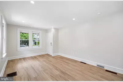 102 E Park Avenue #B, Haddon Township, NJ 08107 - Photo 5