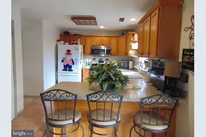 310 E 3rd Avenue E, Runnemede, NJ 08078 - Photo 9