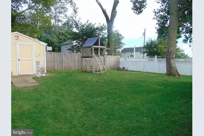 310 E 3rd Avenue E, Runnemede, NJ 08078 - Photo 17