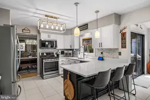 5 Chateau Dr, Cherry Hill, NJ 08003 - Photo 11