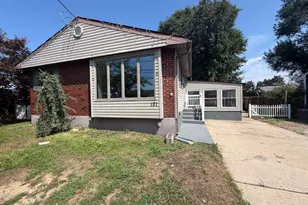 121 Edgewood Ave, Bellmawr, NJ 08031 - Photo 1
