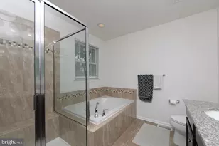 28 Regency Ct, Cherry Hill, NJ 08002 - Photo 13