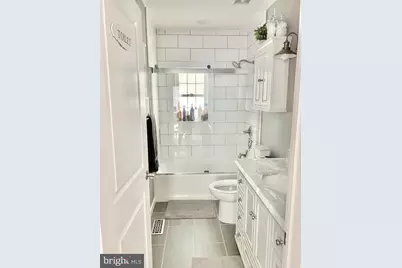 135 E Wayne Terrace, Collingswood, NJ 08108 - Photo 17