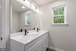 212 Lotus Ave, Voorhees, NJ 08043 - Photo 25