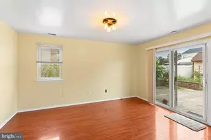 20 Edinburgh Rd, Gloucester Township, NJ 08012 - Photo 17